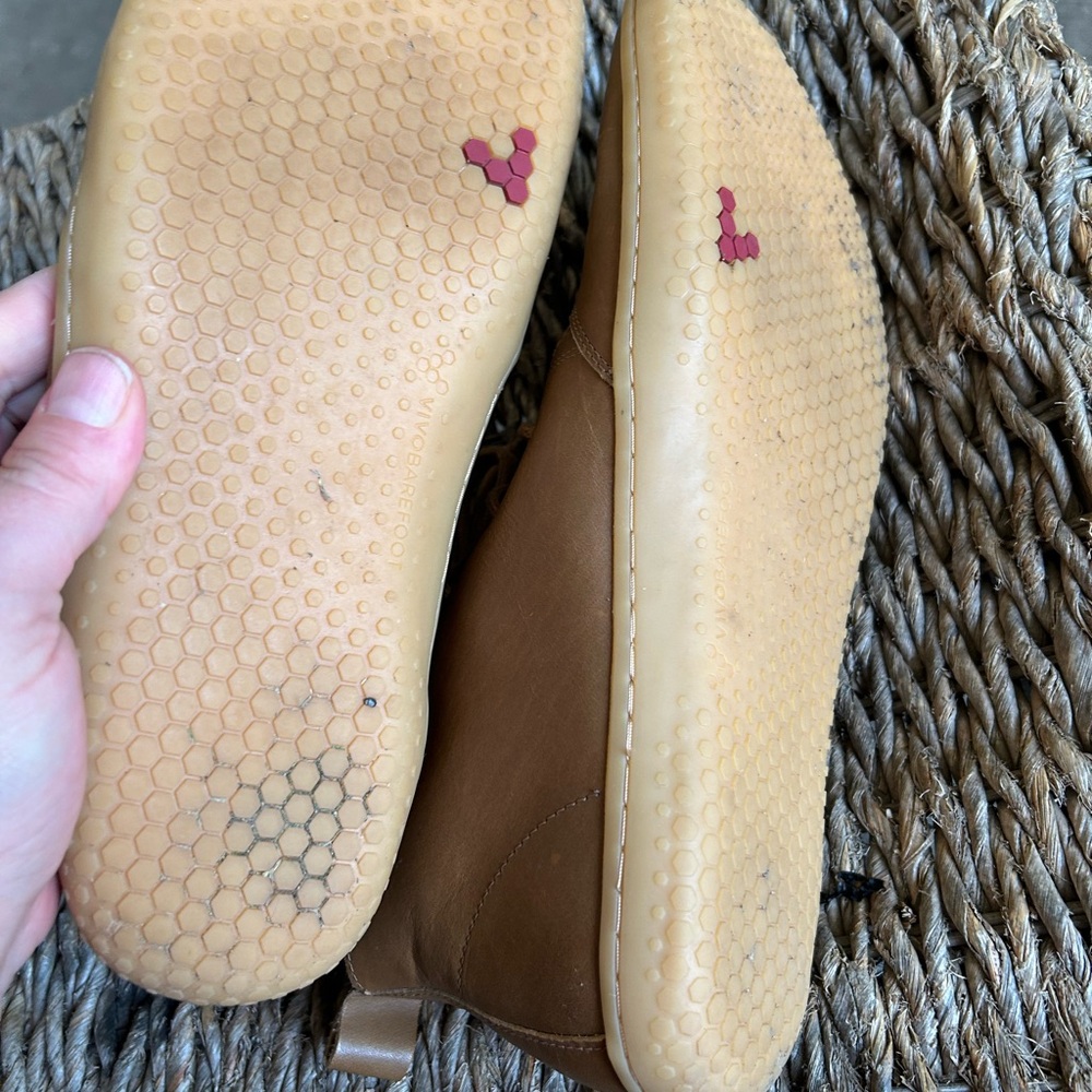 Vivobarefoot Men's Chukka Boots in Tan - Picture 7 of 10